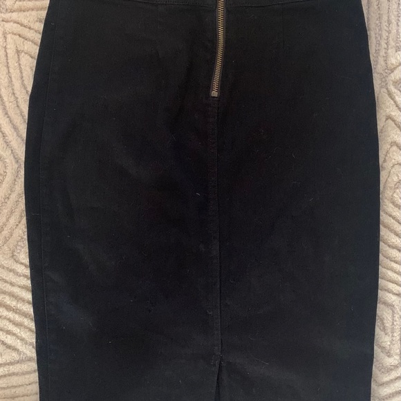 The Casting black denim stretch skirt - Picture 4 of 6